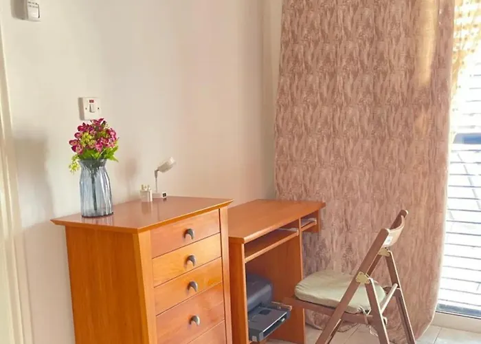 Pafia A アパート